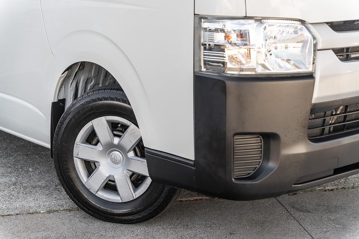 2018 Toyota Hiace KDH201R LWB