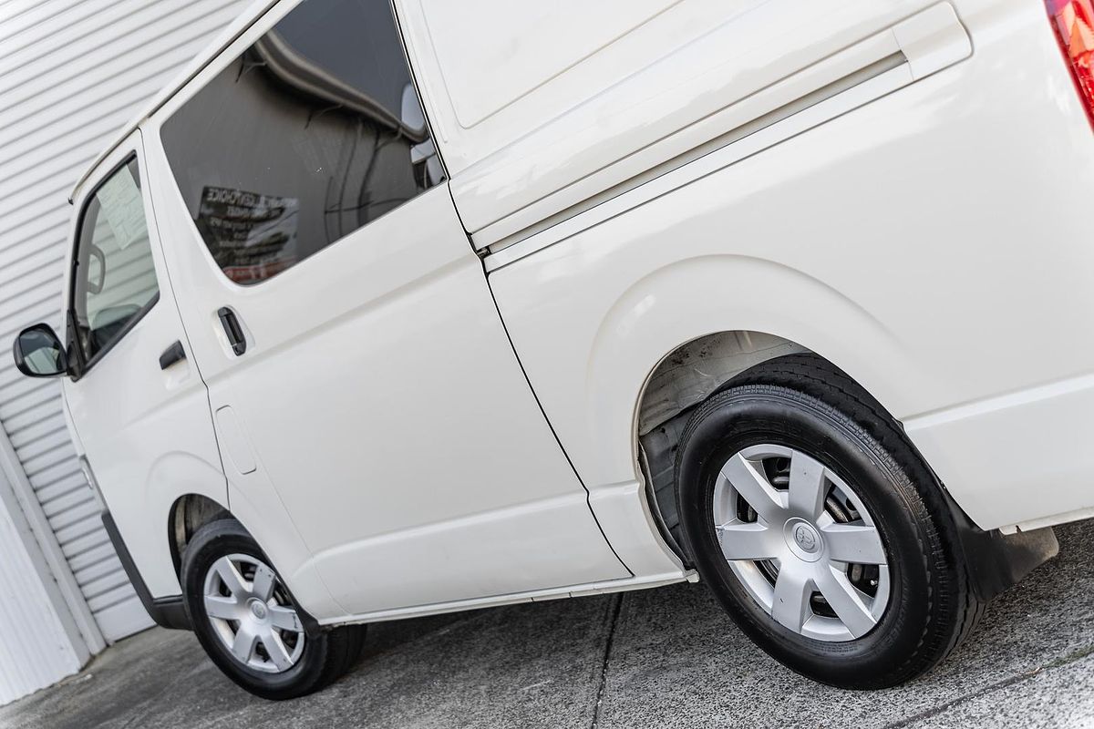 2018 Toyota Hiace KDH201R LWB