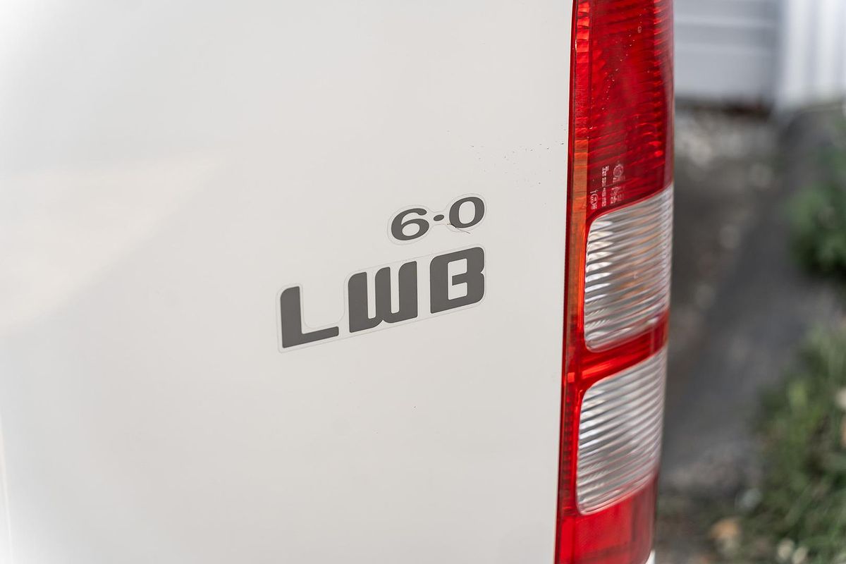 2018 Toyota Hiace KDH201R LWB