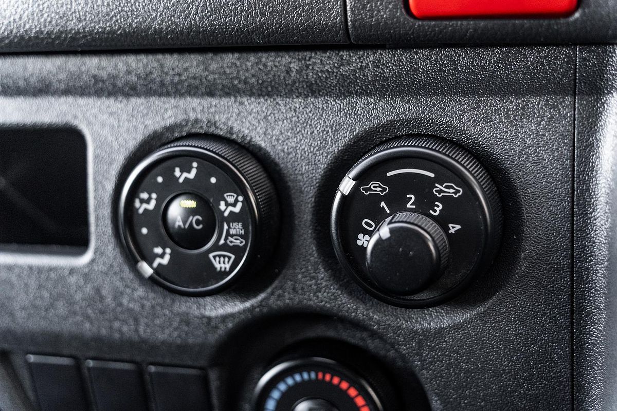 2018 Toyota Hiace KDH201R LWB