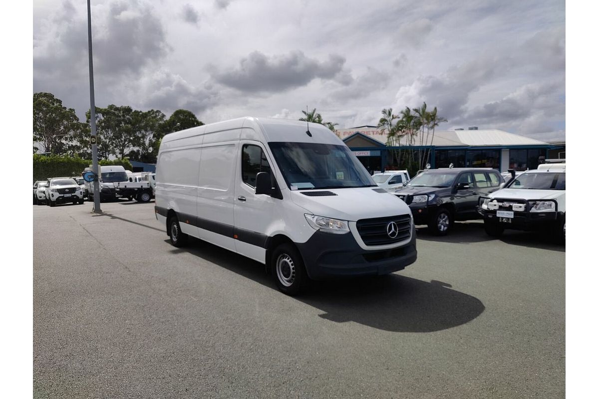 2022 Mercedes-Benz Sprinter 419CDI VS30