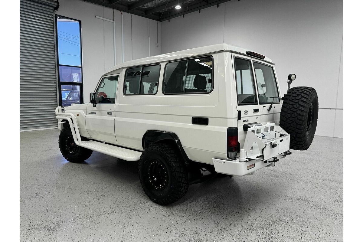 2014 Toyota Landcruiser GXL Troopcarrier VDJ78R