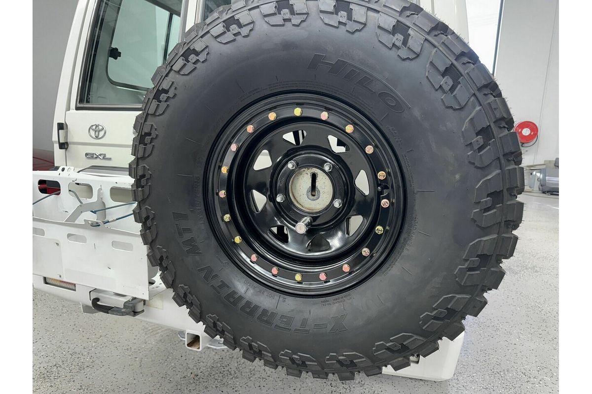 2014 Toyota Landcruiser GXL Troopcarrier VDJ78R