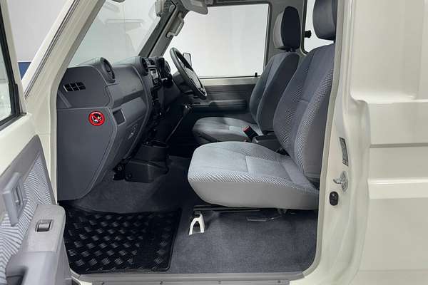 2014 Toyota Landcruiser GXL Troopcarrier VDJ78R