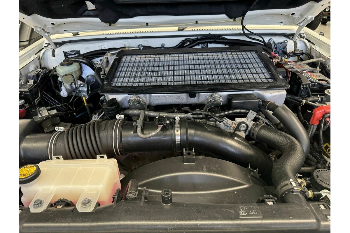 2014 Toyota Landcruiser GXL Troopcarrier VDJ78R