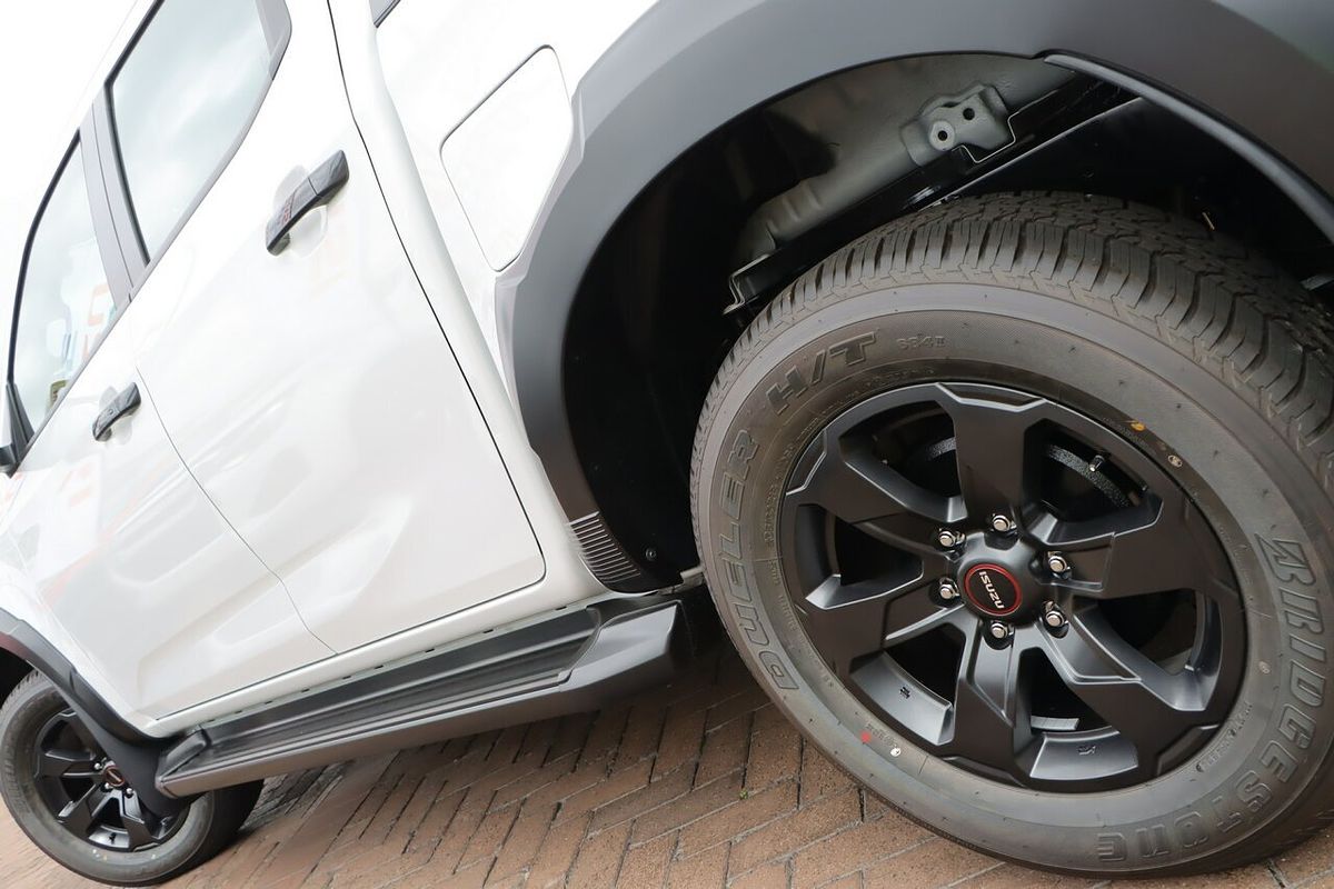 2024 Isuzu D-MAX X-TERRAIN 4X4