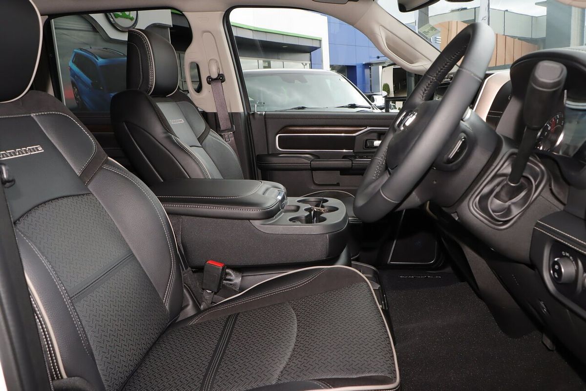 2024 RAM 2500 Yellowstone Edition Rambox DJ 4X4