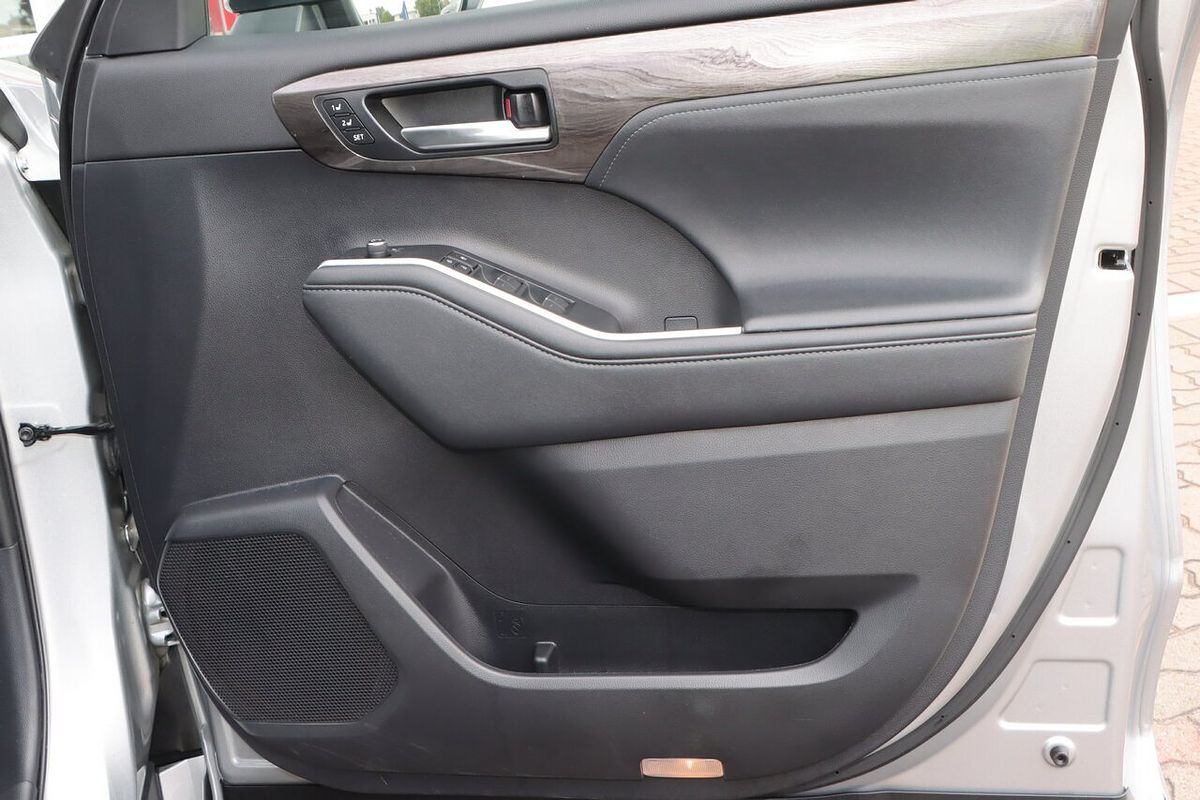 2021 Toyota Kluger Grande GSU75R