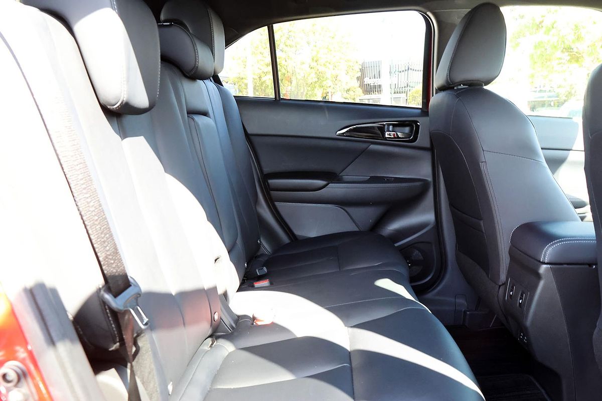 2024 Mitsubishi Eclipse Cross Exceed YB