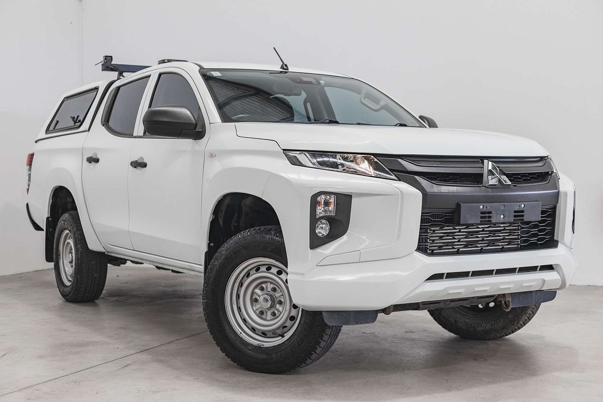 2021 Mitsubishi Triton GLX ADAS MR 4X4