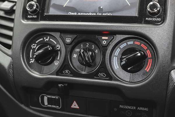 2021 Mitsubishi Triton GLX ADAS MR 4X4