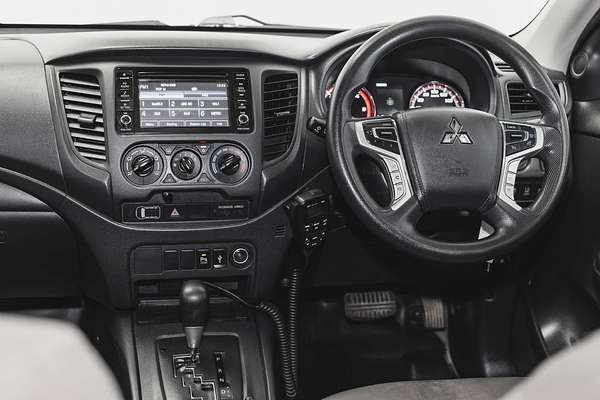 2021 Mitsubishi Triton GLX ADAS MR 4X4