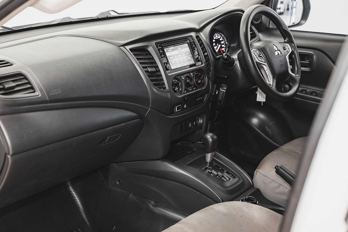 2021 Mitsubishi Triton GLX ADAS MR 4X4