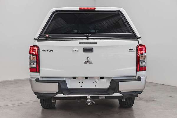 2021 Mitsubishi Triton GLX ADAS MR 4X4