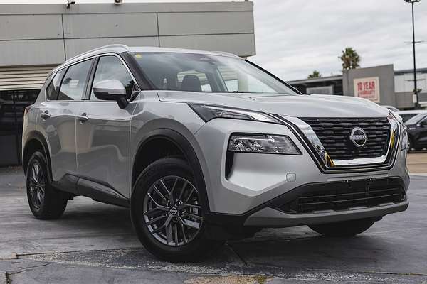 2024 Nissan X-TRAIL ST T33