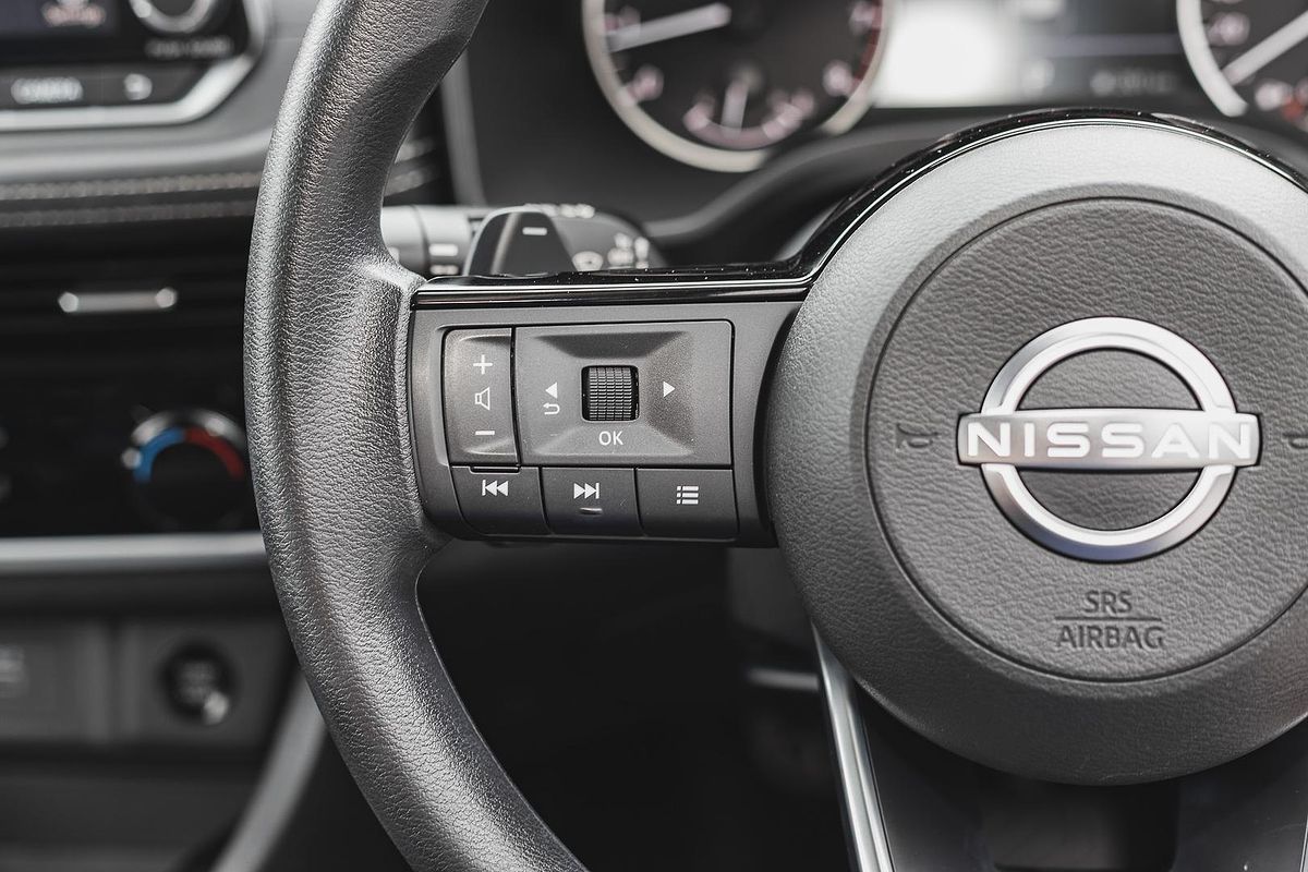 2024 Nissan X-TRAIL ST T33