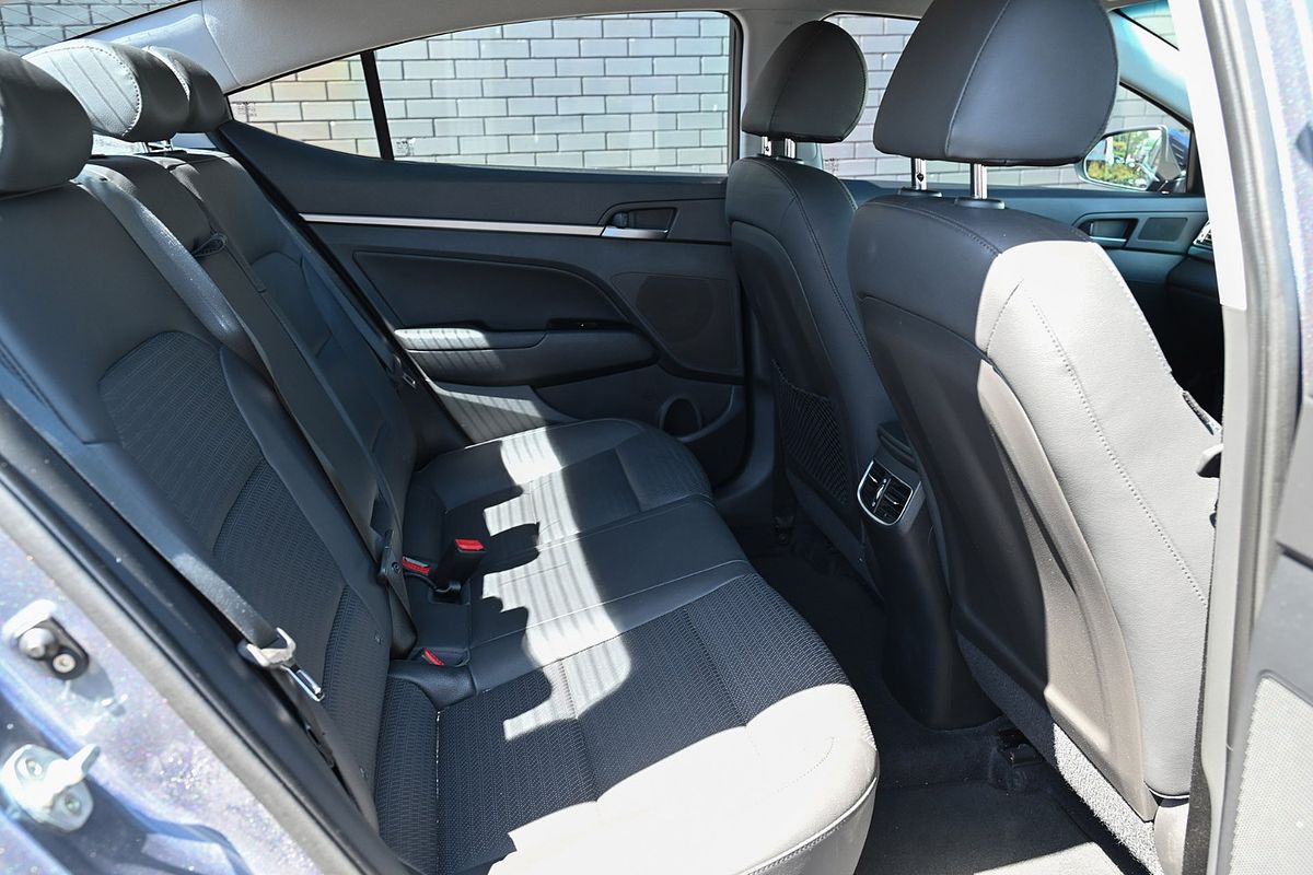 2018 Hyundai Elantra Elite AD