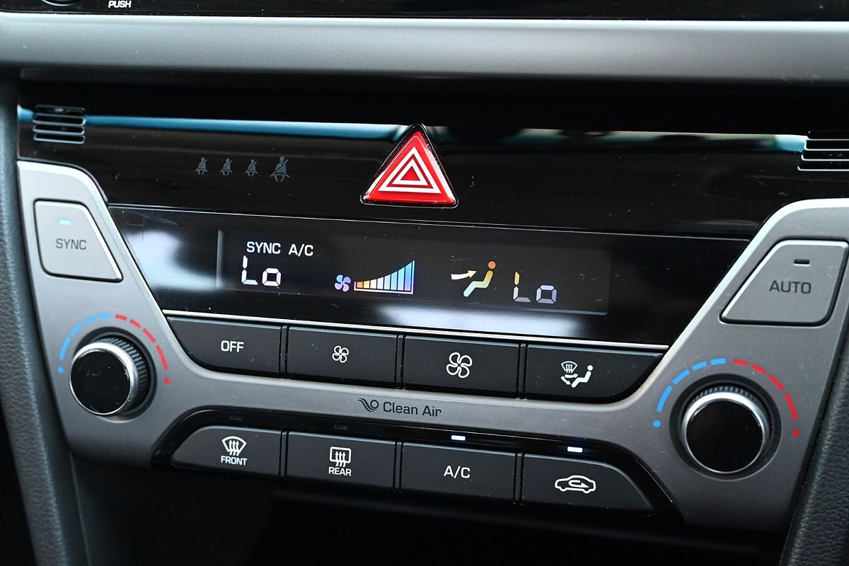 2018 Hyundai Elantra Elite AD