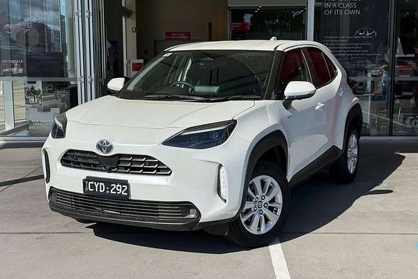 2024 Toyota Yaris Cross GXL MXPJ10R