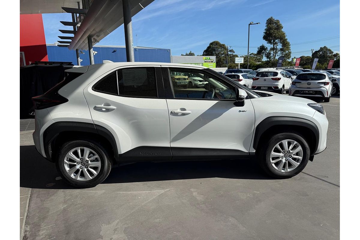 2024 Toyota Yaris Cross GXL MXPJ10R