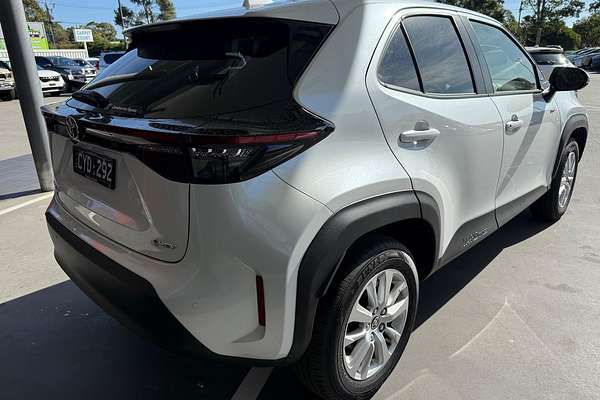 2024 Toyota Yaris Cross GXL MXPJ10R