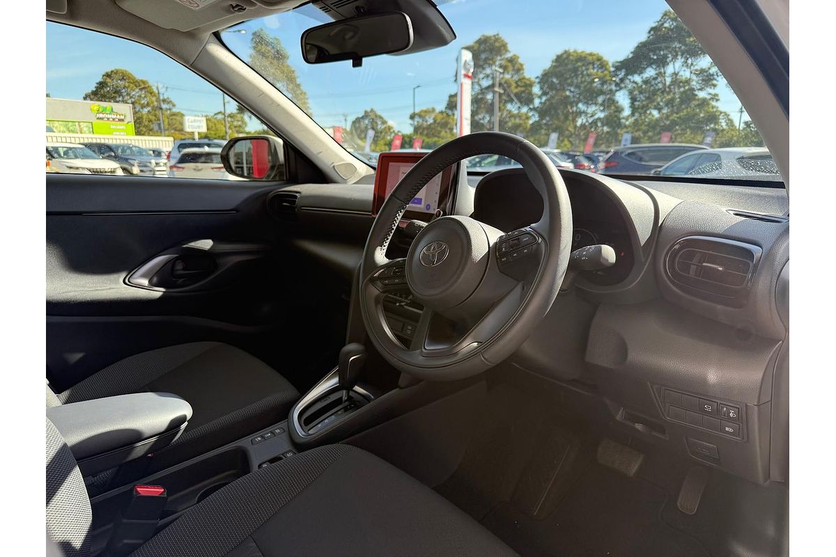 2024 Toyota Yaris Cross GXL MXPJ10R