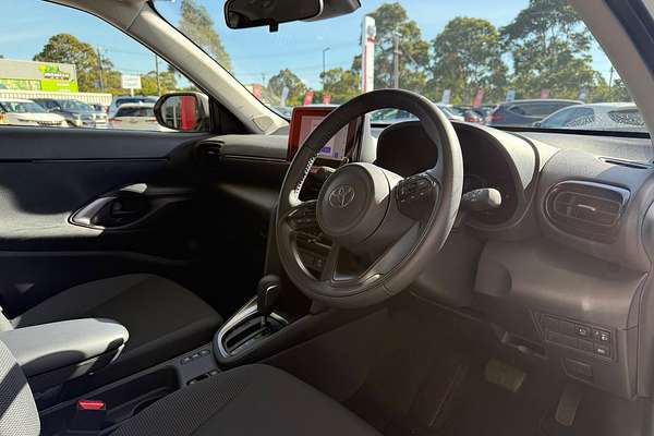 2024 Toyota Yaris Cross GXL MXPJ10R