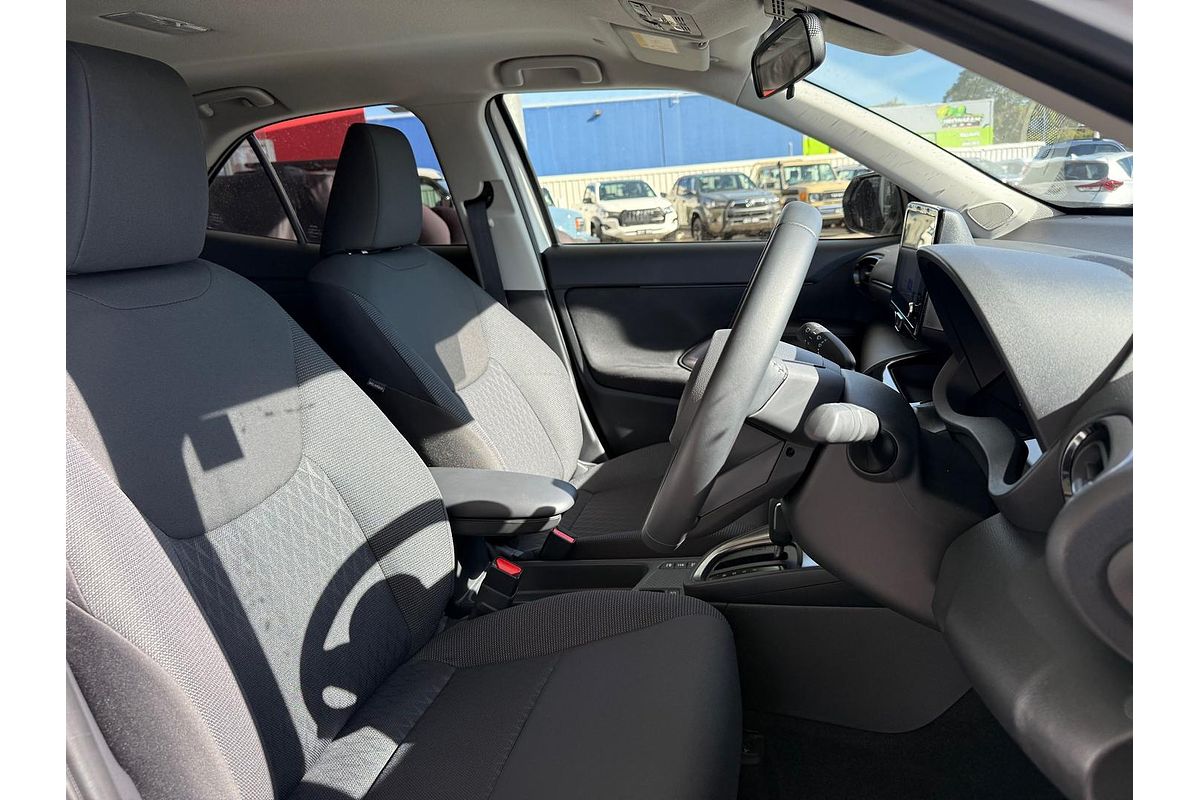 2024 Toyota Yaris Cross GXL MXPJ10R
