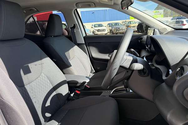 2024 Toyota Yaris Cross GXL MXPJ10R