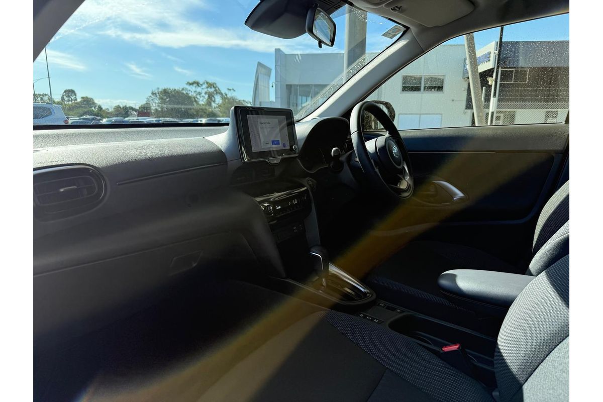 2024 Toyota Yaris Cross GXL MXPJ10R