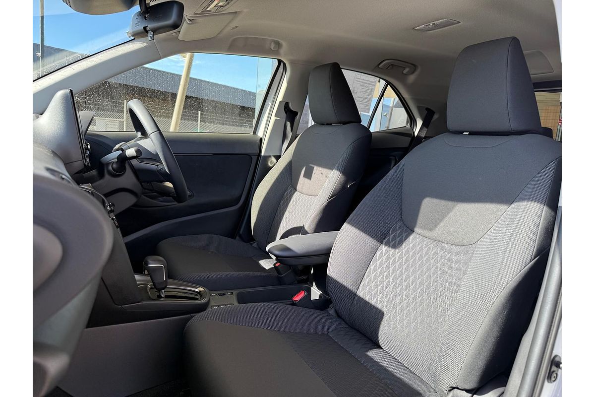 2024 Toyota Yaris Cross GXL MXPJ10R