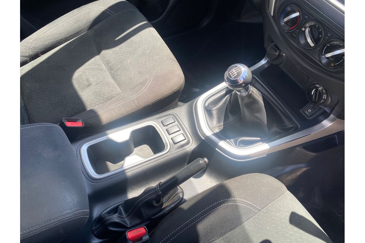 2019 Nissan Navara RX D23 Series 4 4X4