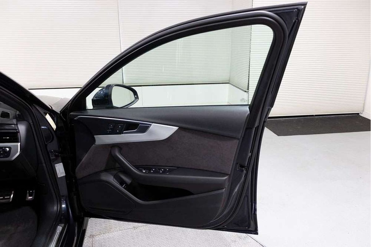 2016 Audi A4 sport B9