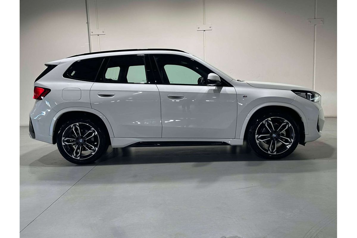 2023 BMW X1 xDrive20i M Sport U11
