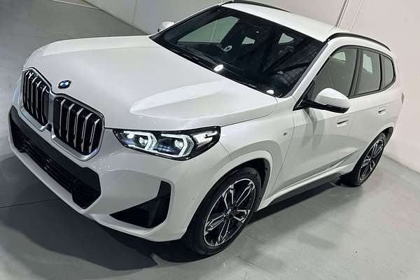 2023 BMW X1 xDrive20i M Sport U11