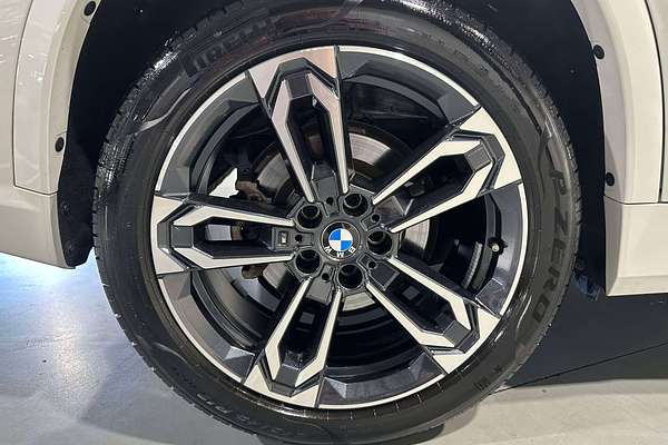 2023 BMW X1 xDrive20i M Sport U11