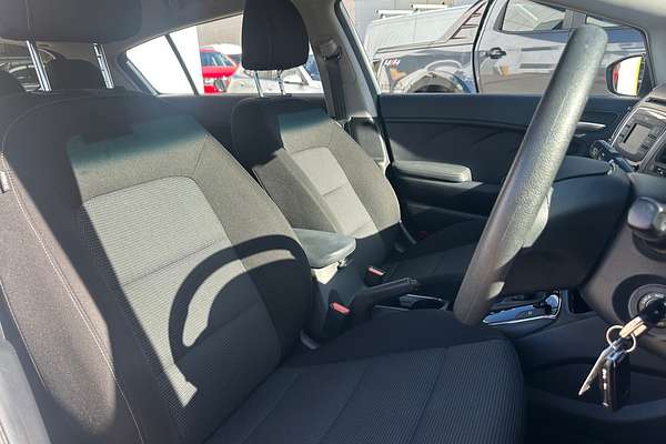2017 Kia Cerato S YD