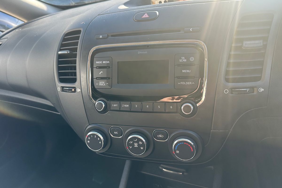 2017 Kia Cerato S YD