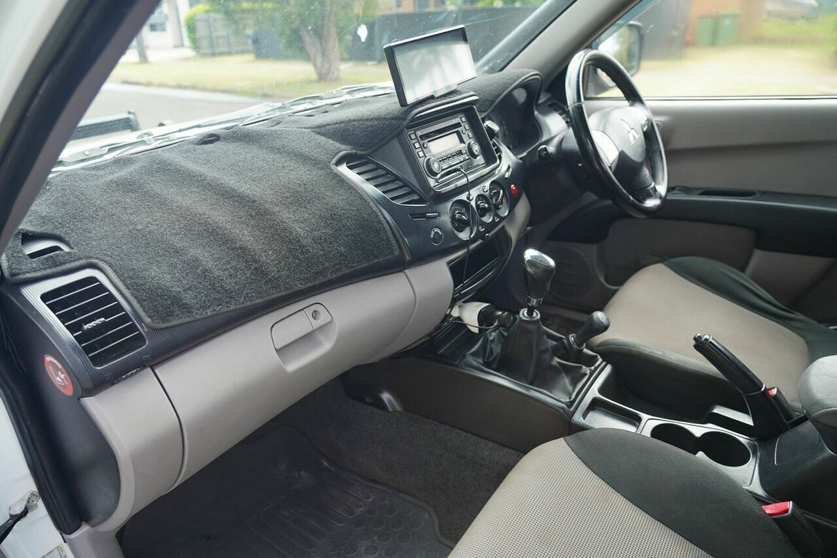2010 Mitsubishi Triton GL-R (4x4) MN MY11 4X4