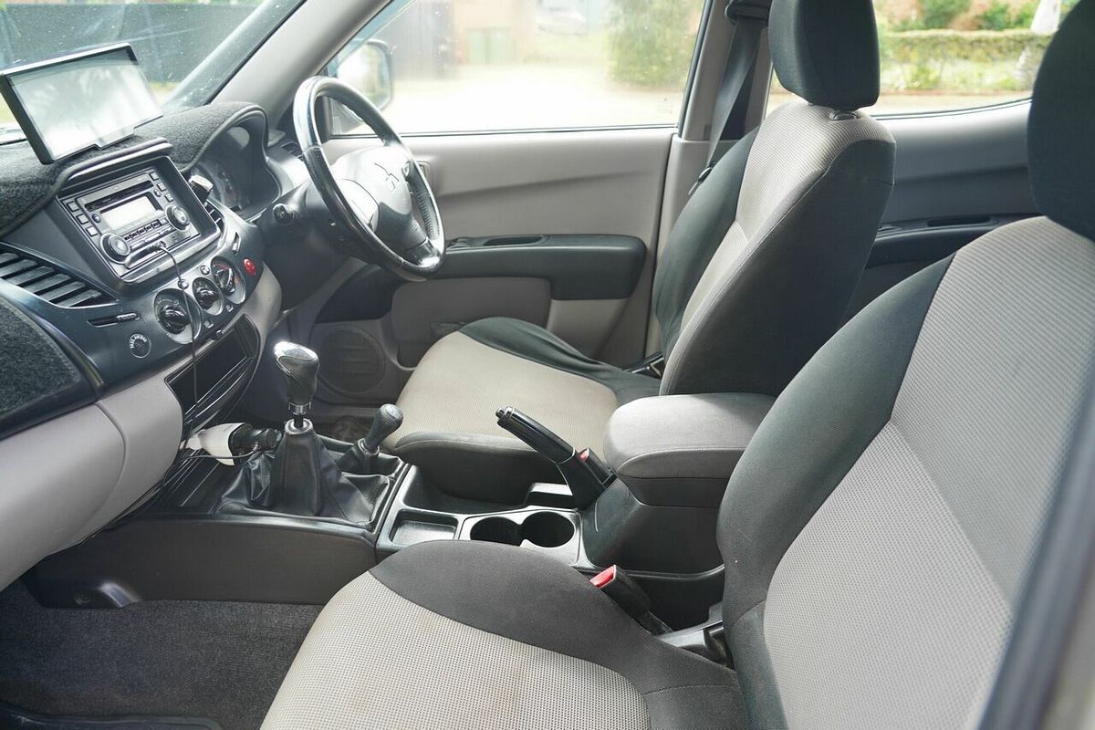 2010 Mitsubishi Triton GL-R (4x4) MN MY11 4X4
