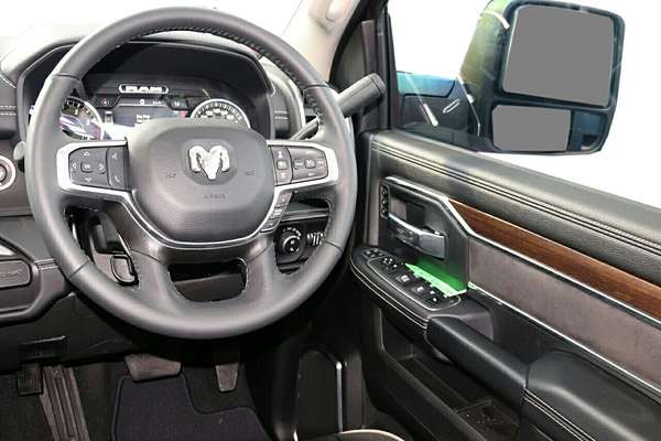 2024 RAM 2500 Laramie DJ 4X4