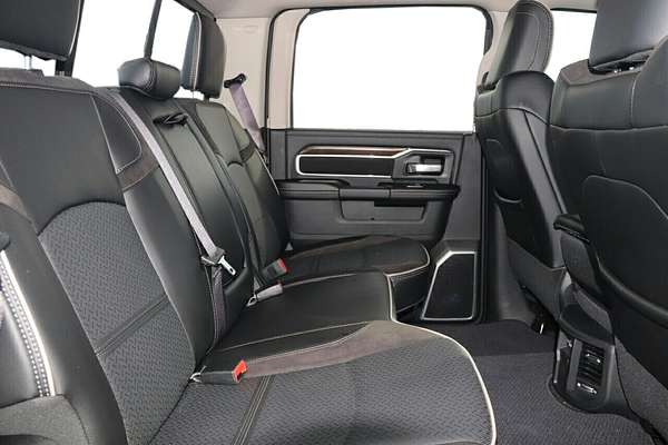 2024 RAM 2500 Laramie DJ 4X4