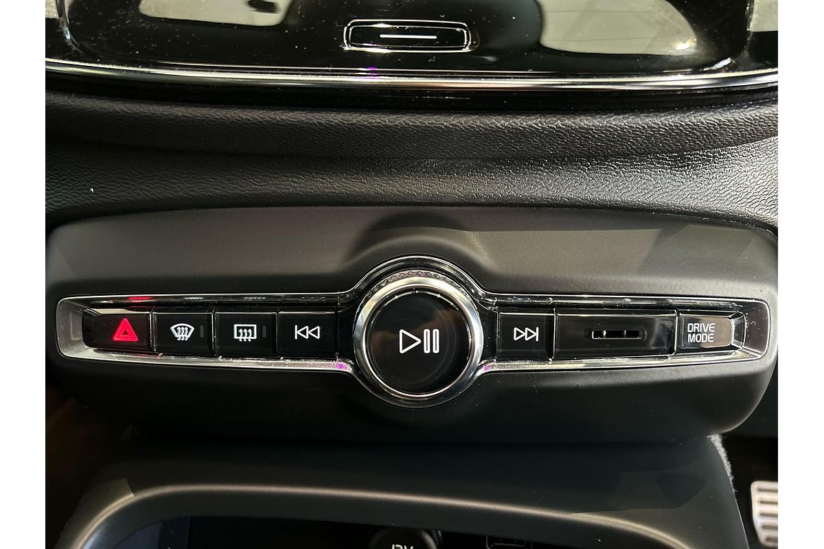 2019 Volvo XC40 T5 R-Design
