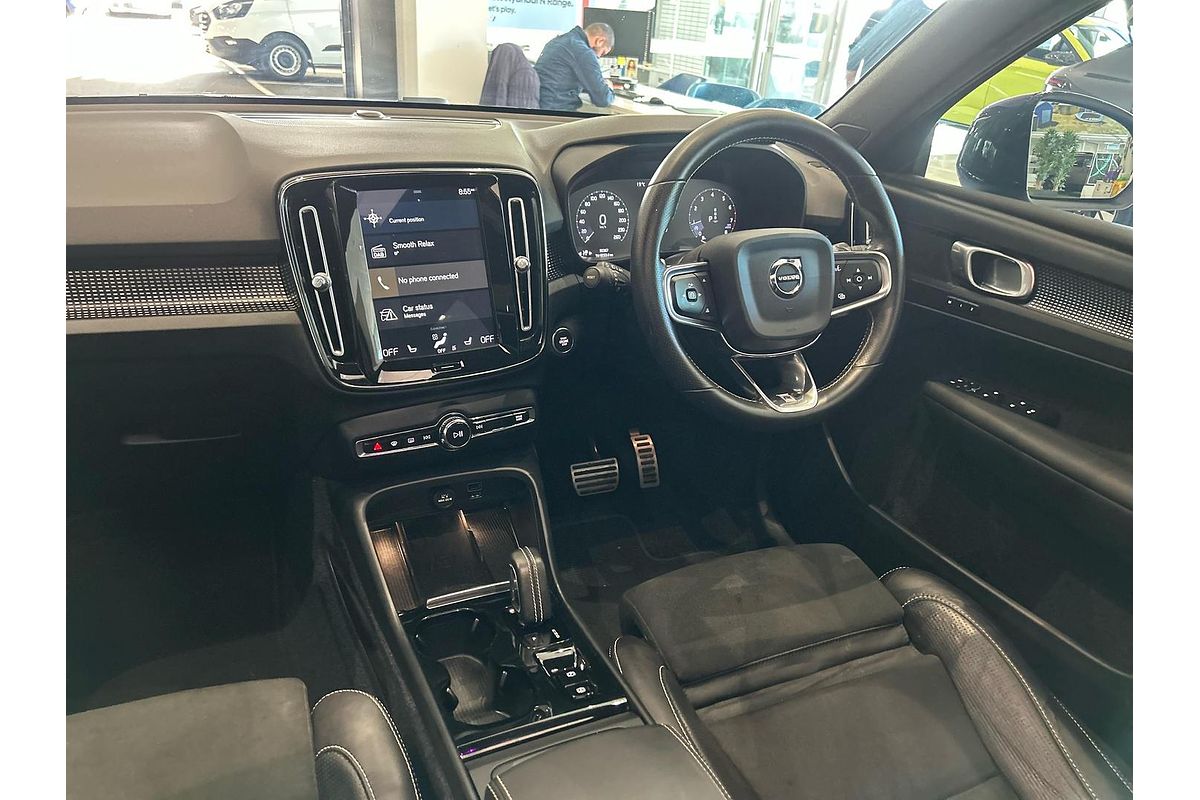 2019 Volvo XC40 T5 R-Design