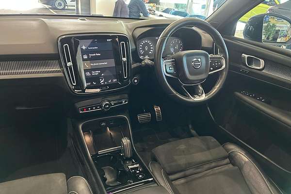 2019 Volvo XC40 T5 R-Design