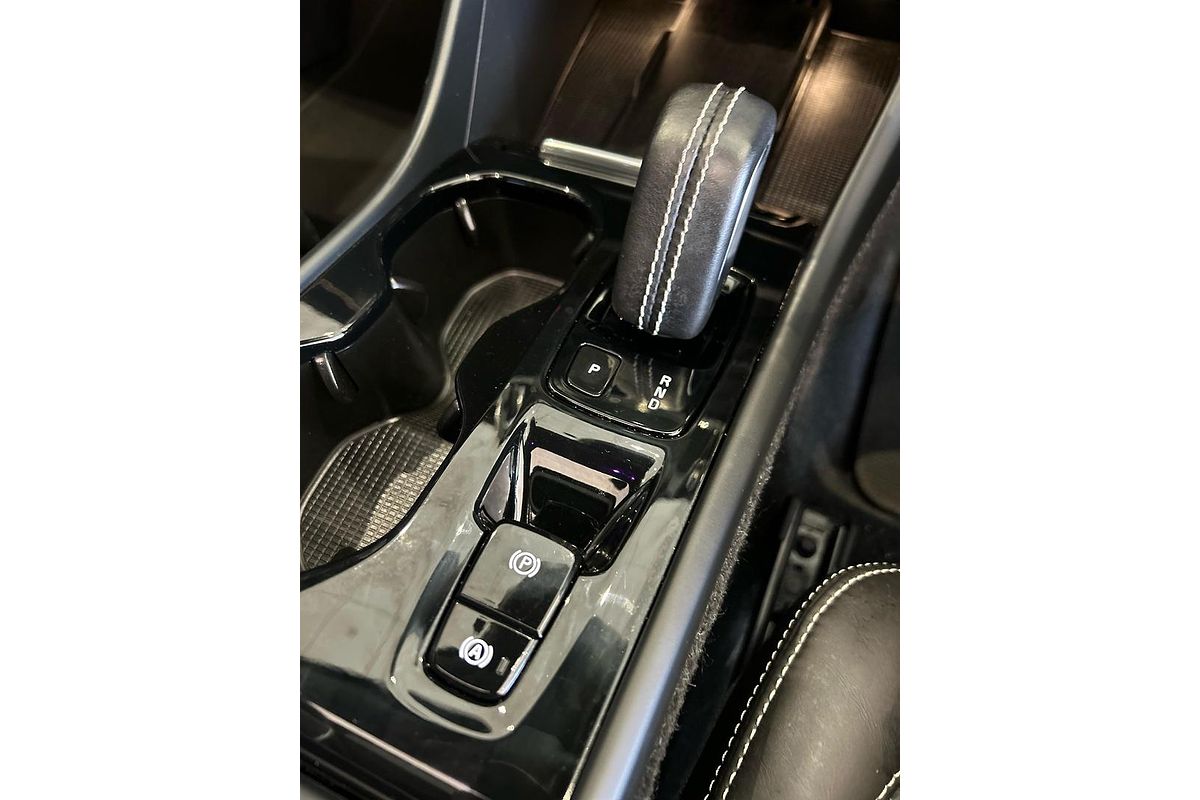 2019 Volvo XC40 T5 R-Design
