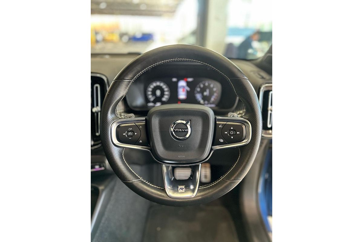 2019 Volvo XC40 T5 R-Design