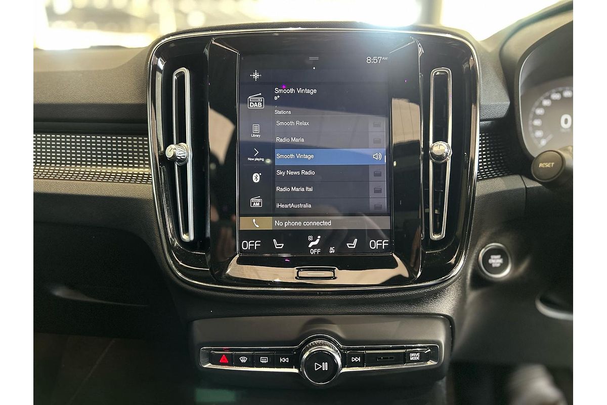 2019 Volvo XC40 T5 R-Design
