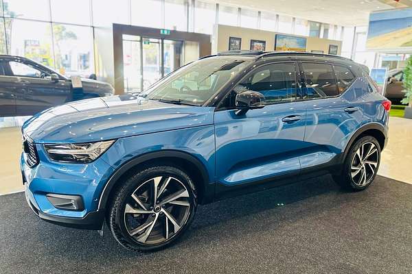 2019 Volvo XC40 T5 R-Design