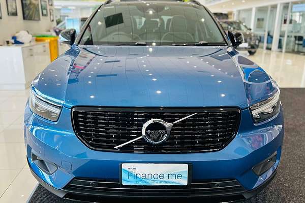 2019 Volvo XC40 T5 R-Design